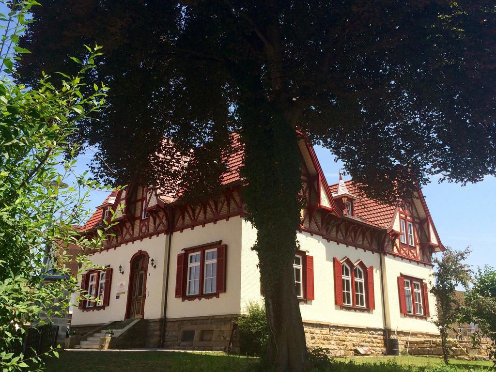 Gaestehaus "Unsere Stadtvilla" 헤힝겐 외부 사진