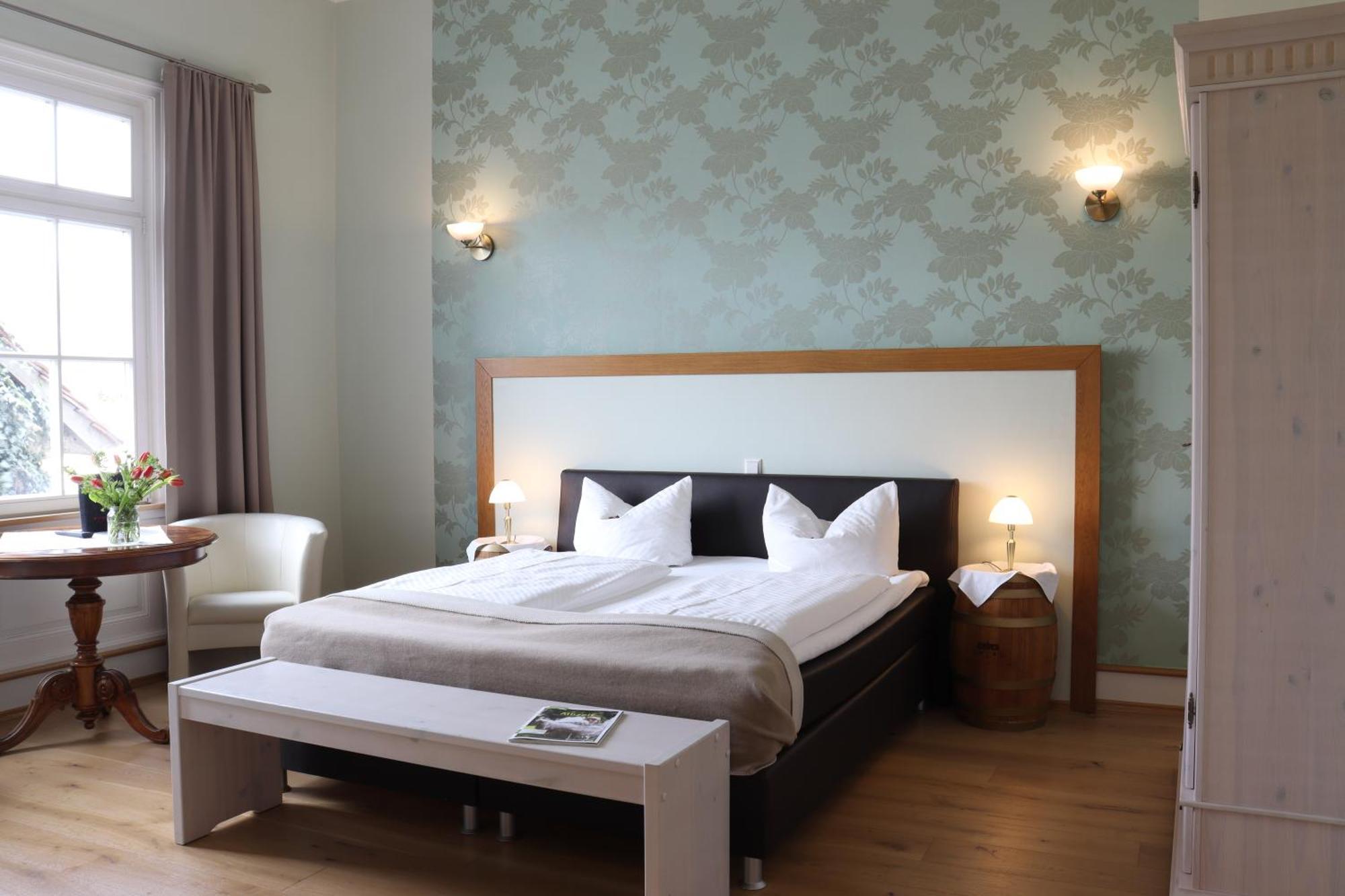 Gaestehaus "Unsere Stadtvilla" 헤힝겐 외부 사진