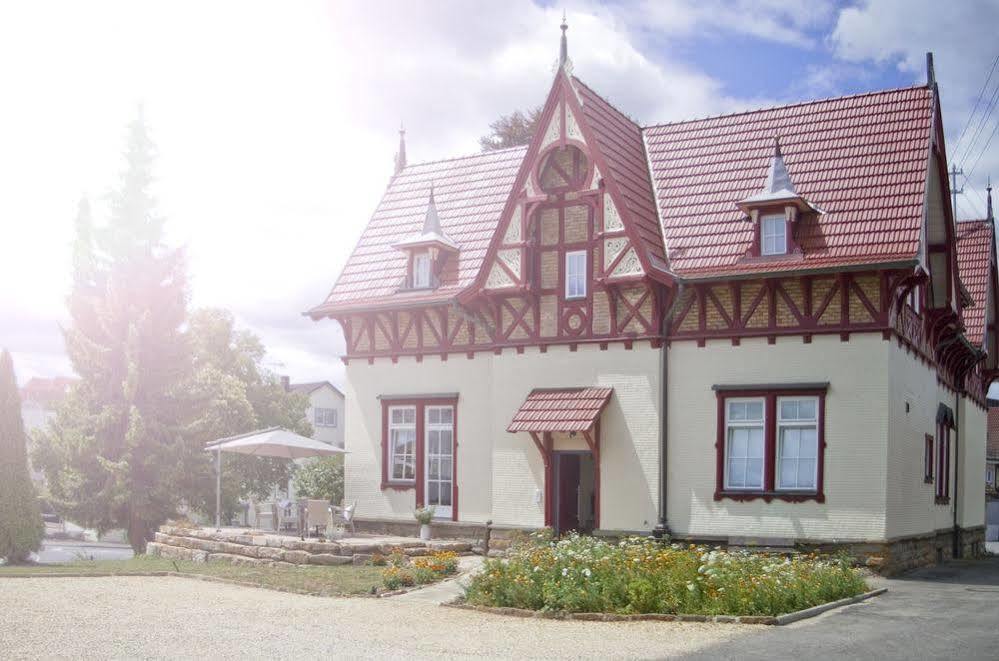 Gaestehaus "Unsere Stadtvilla" 헤힝겐 외부 사진